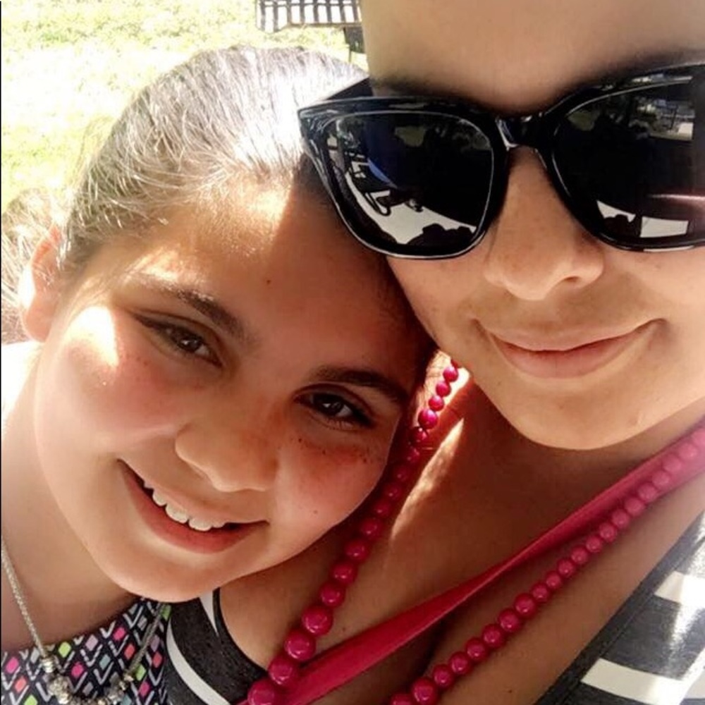 Meet your Posher, Zoraya